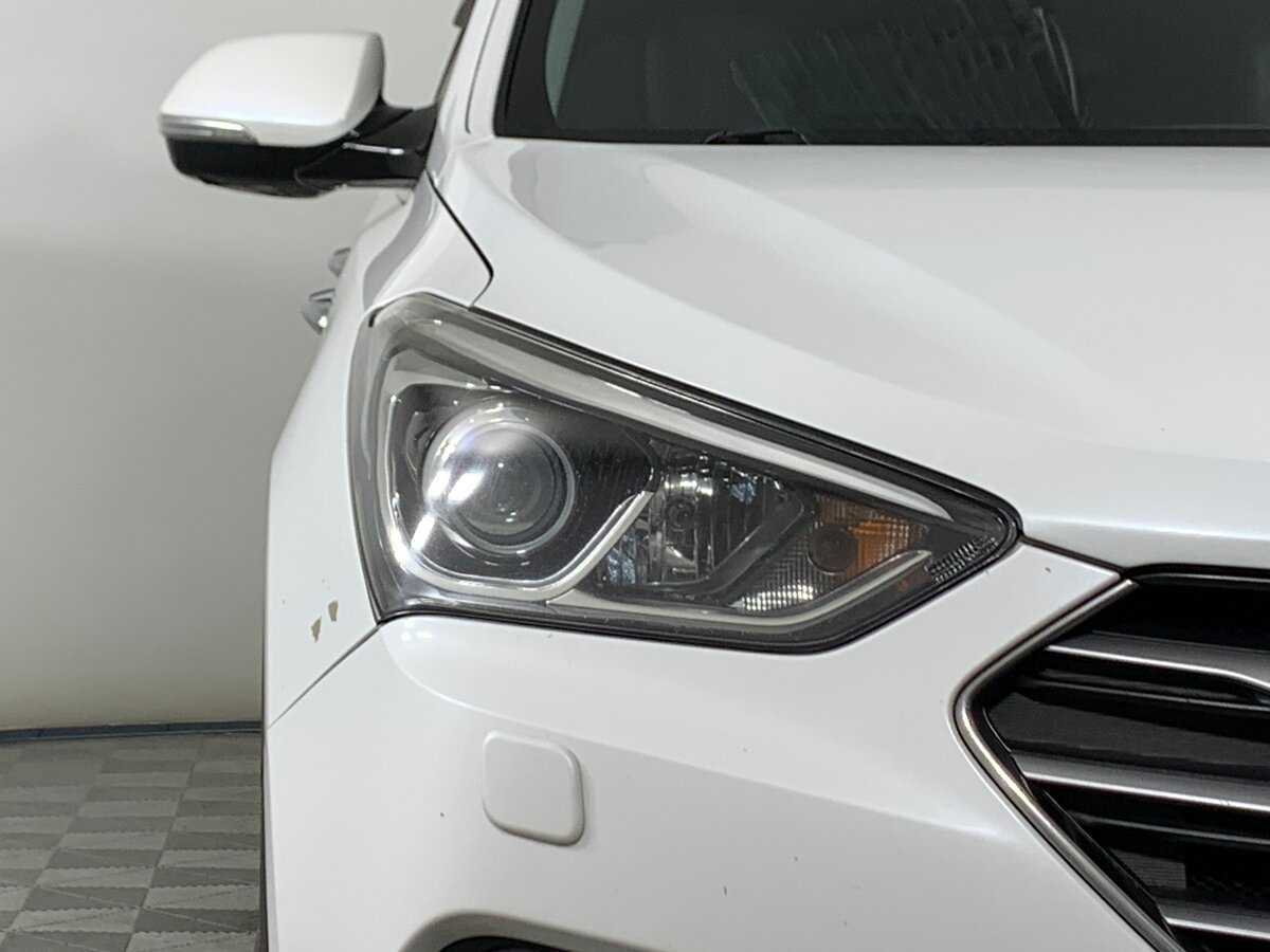 Б/У Хендай Санта Фе 2017 года. Фото: #9