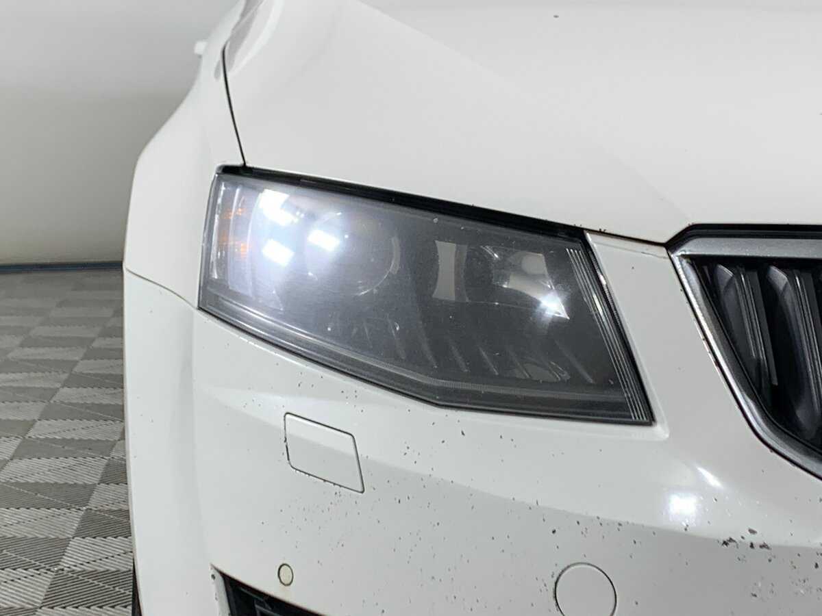 Б/У Шкода Октавия 2015 года. Фото: #9