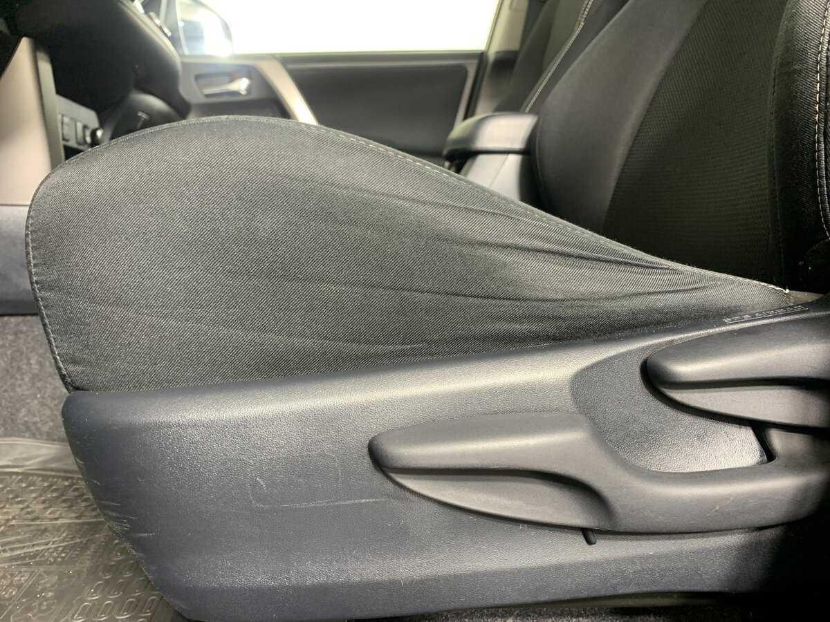 Toyota RAV4 2018 года с пробегом. Фото: #16