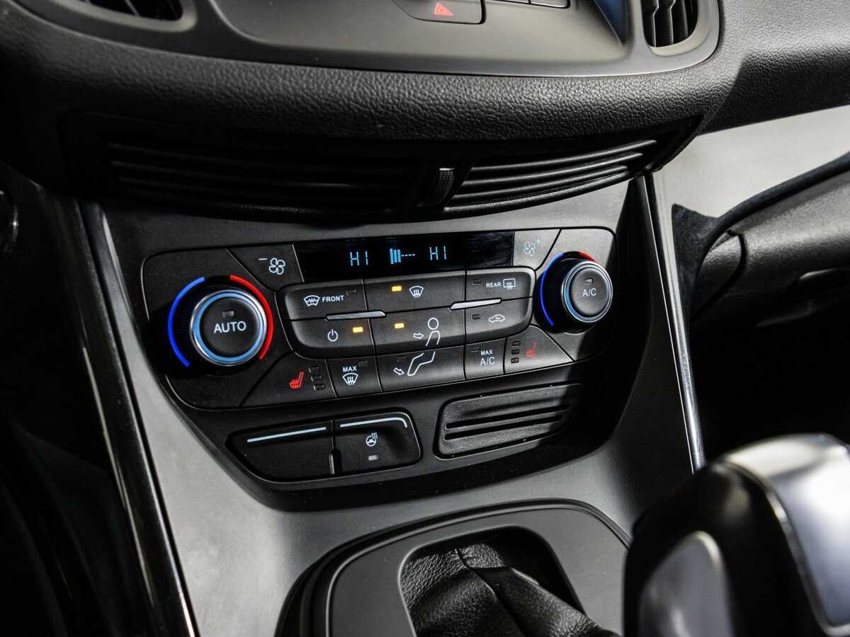 Б/У Форд Куга 2017 года. Фото: #11