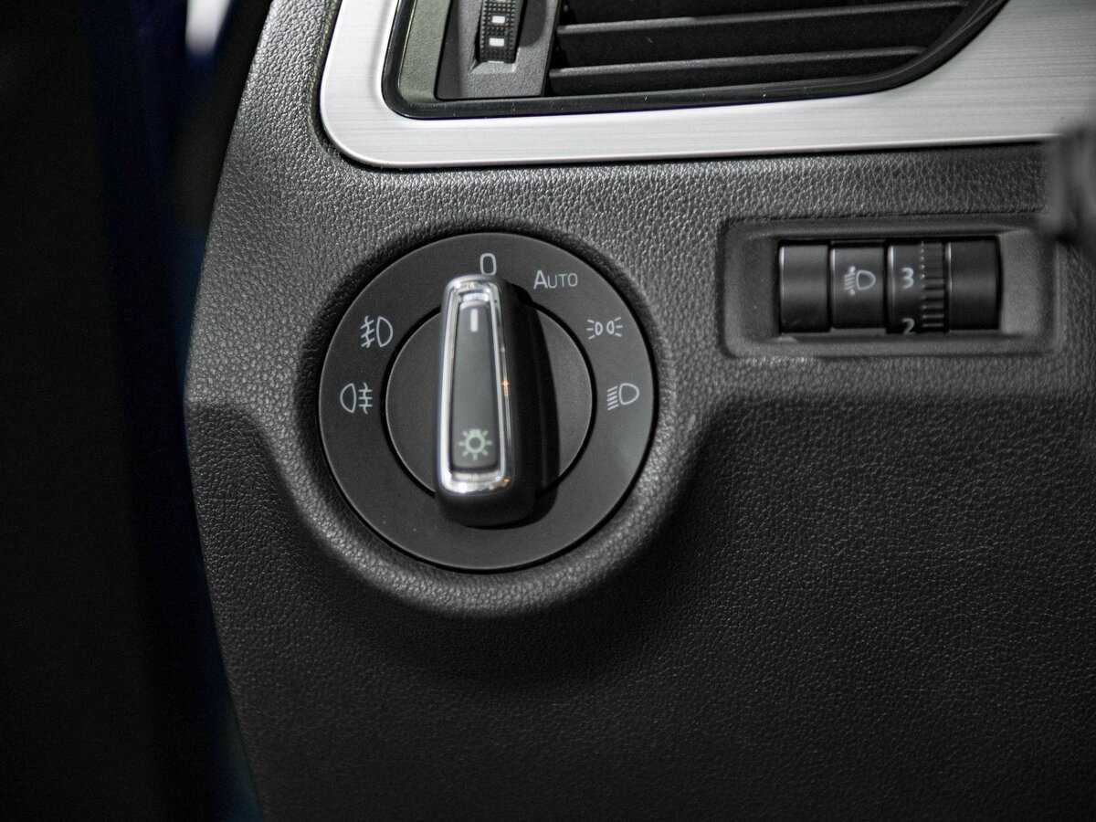 Б/У Шкода Рапид 2019 года. Фото: #13