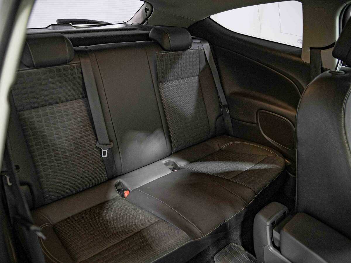 Б/У Опель Астра 2012 года. Фото: #12