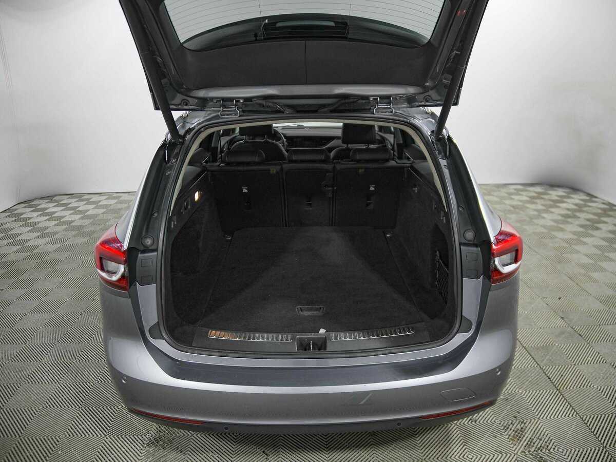 Б/У Опель Инсигния 2018 года. Фото: #19