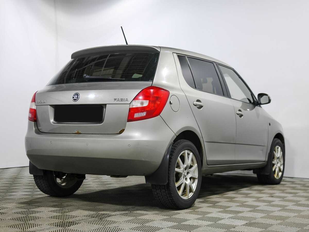 Б/У Шкода Фабия 2013 года. Фото: #3