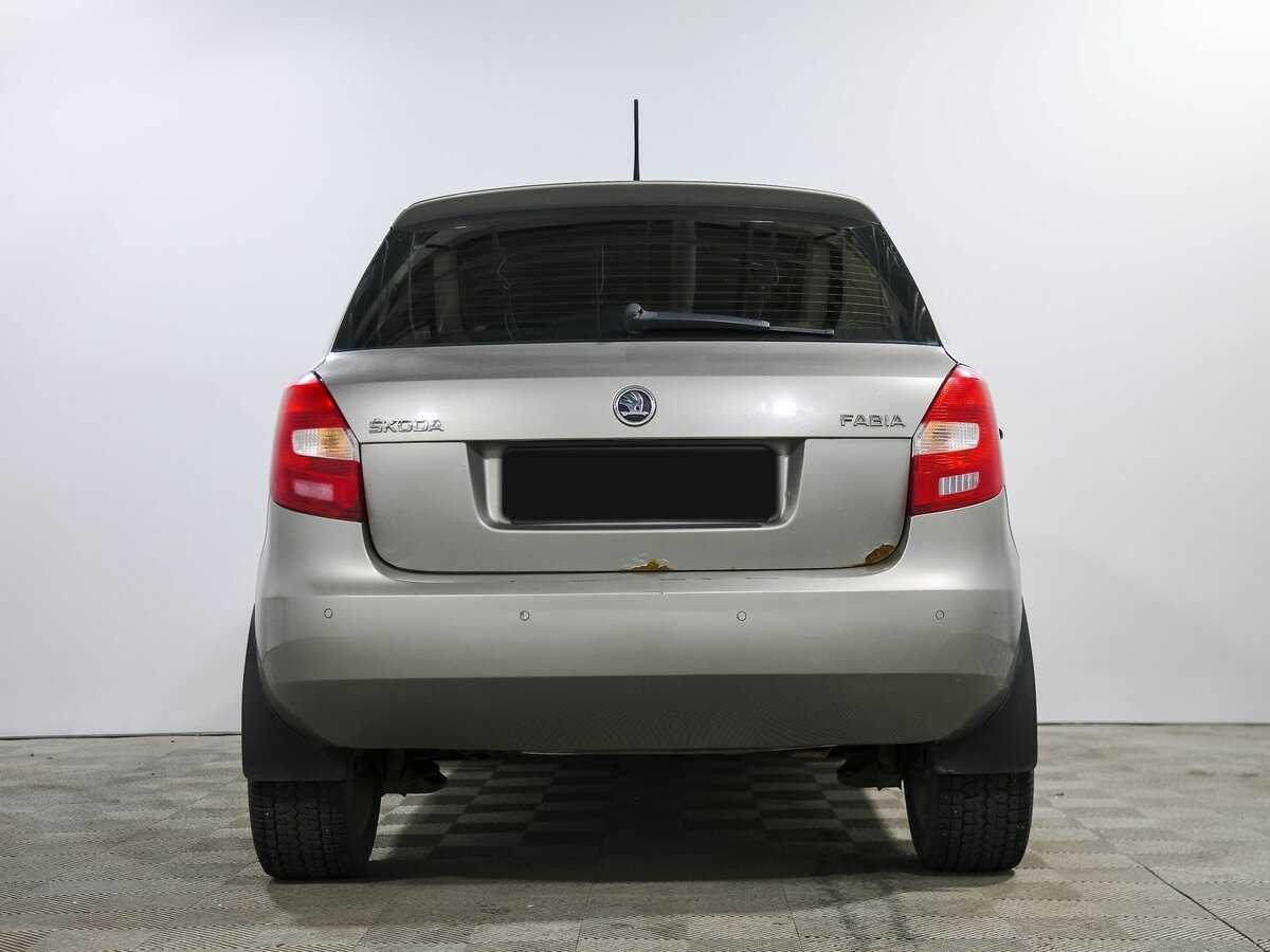 Б/У Шкода Фабия 2013 года. Фото: #4