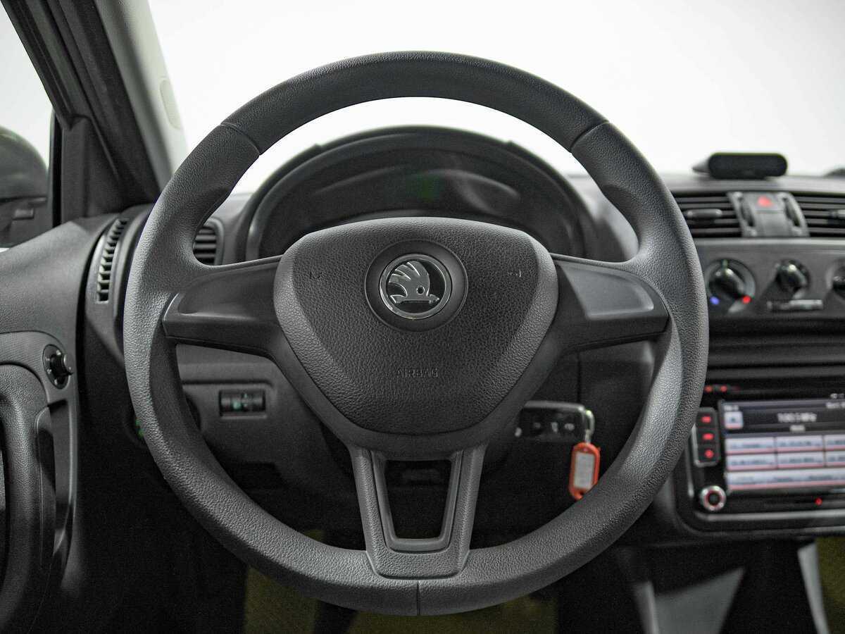 Б/У Шкода Фабия 2013 года. Фото: #7