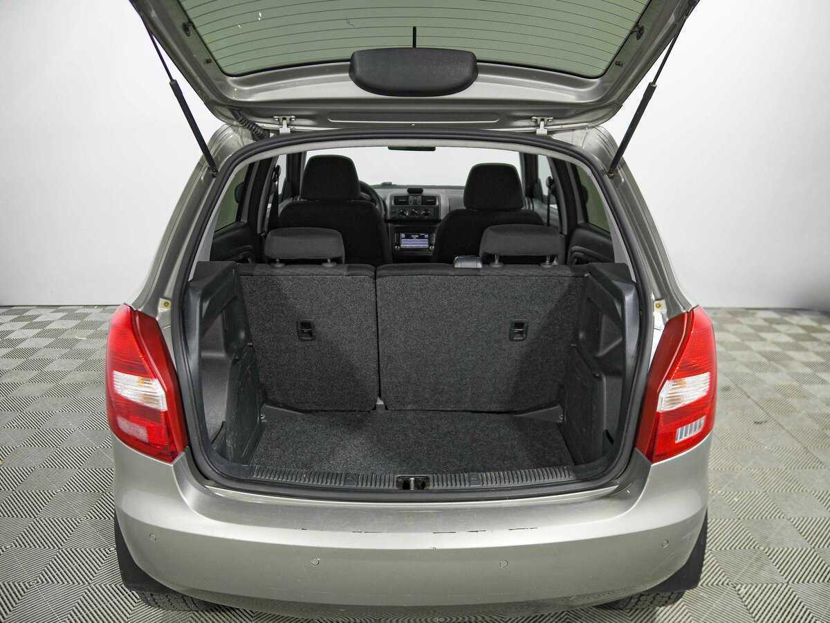 Б/У Шкода Фабия 2013 года. Фото: #13