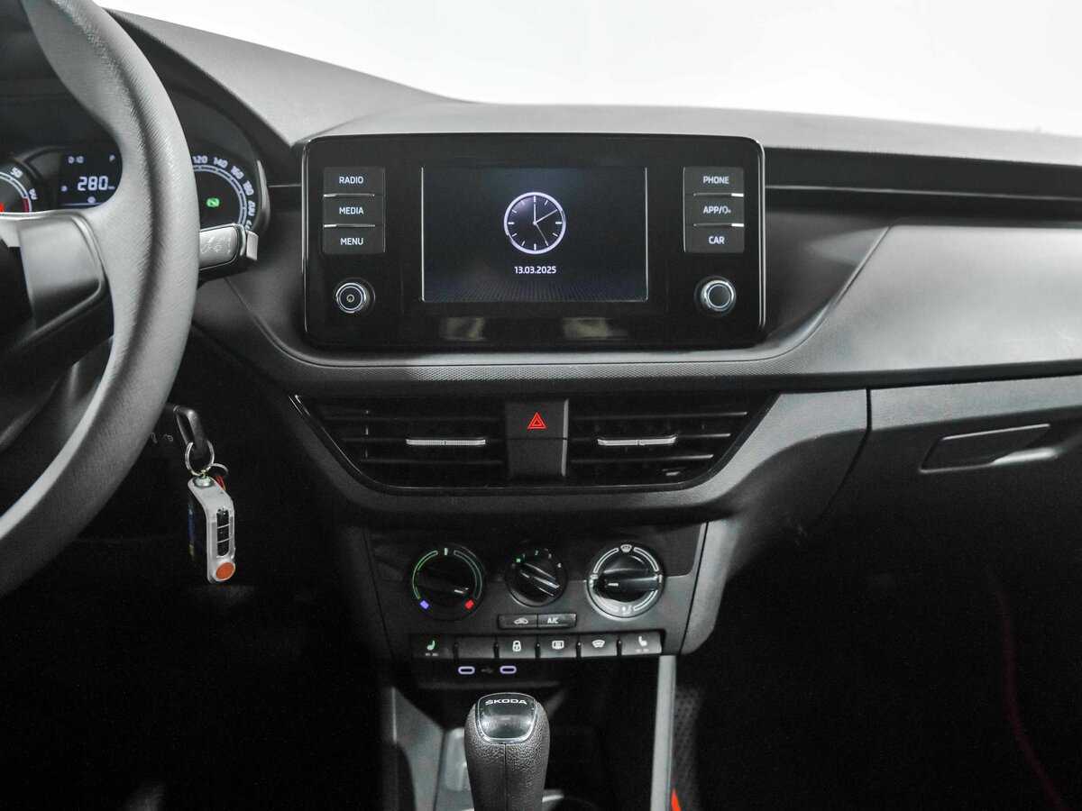 Б/У Шкода Рапид 2021 года. Фото: #9