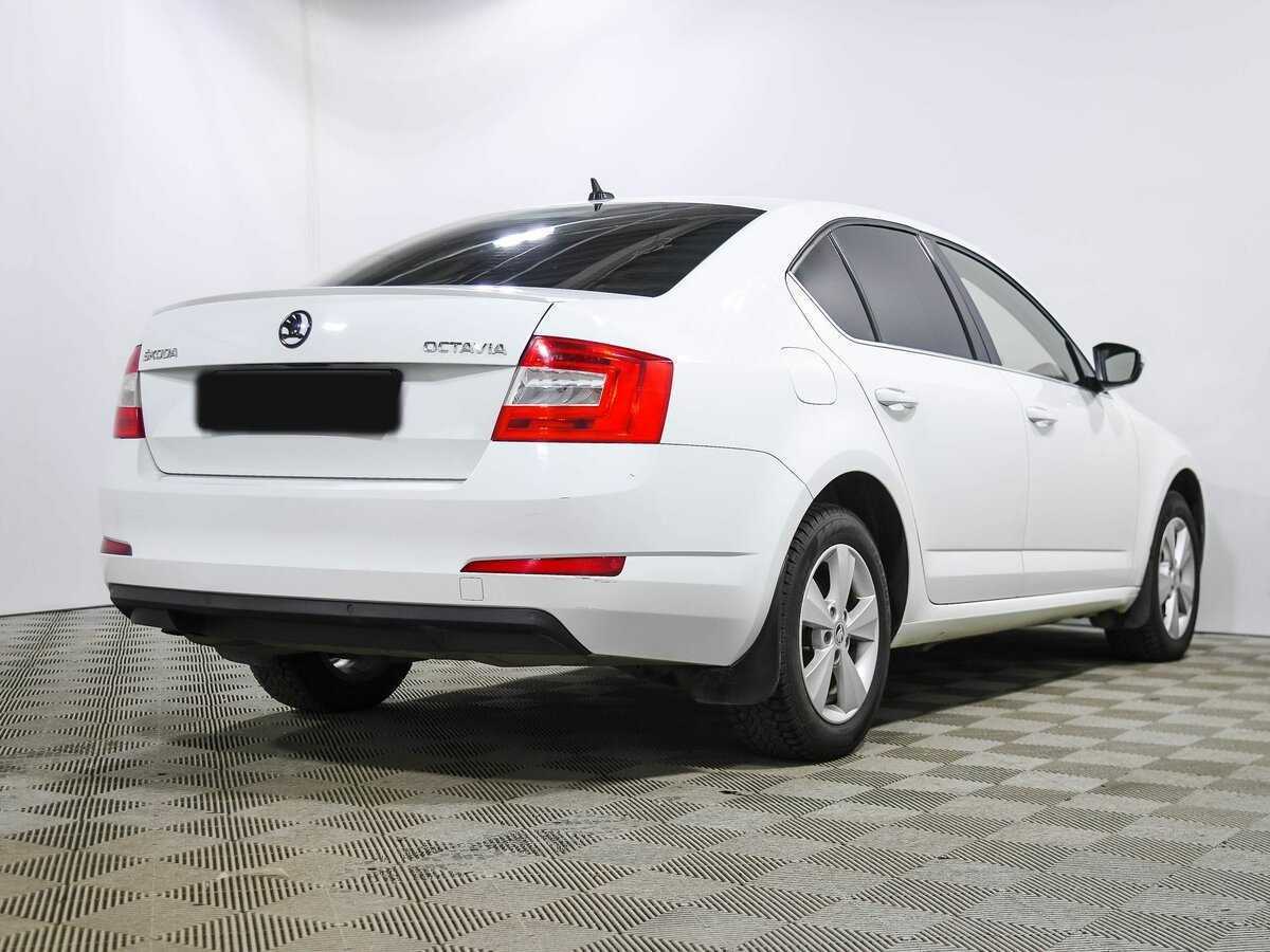 Б/У Шкода Октавия 2016 года. Фото: #2