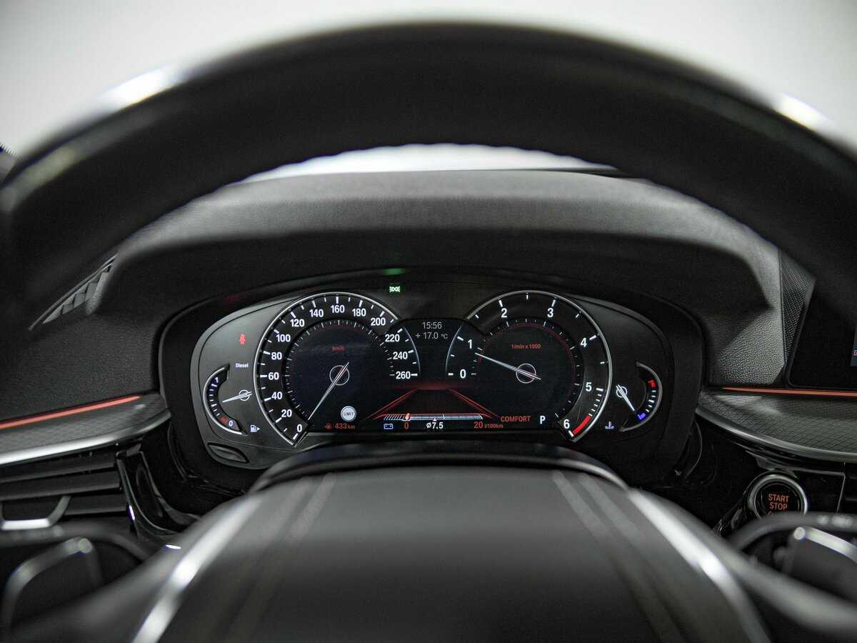 BMW 5 серии 2017 года с пробегом. Фото: #5