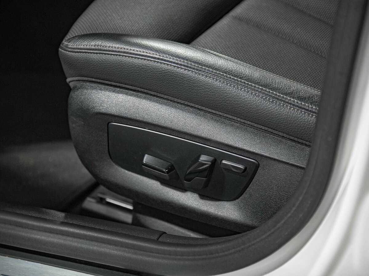BMW 5 серии 2018 года с пробегом. Фото: #16