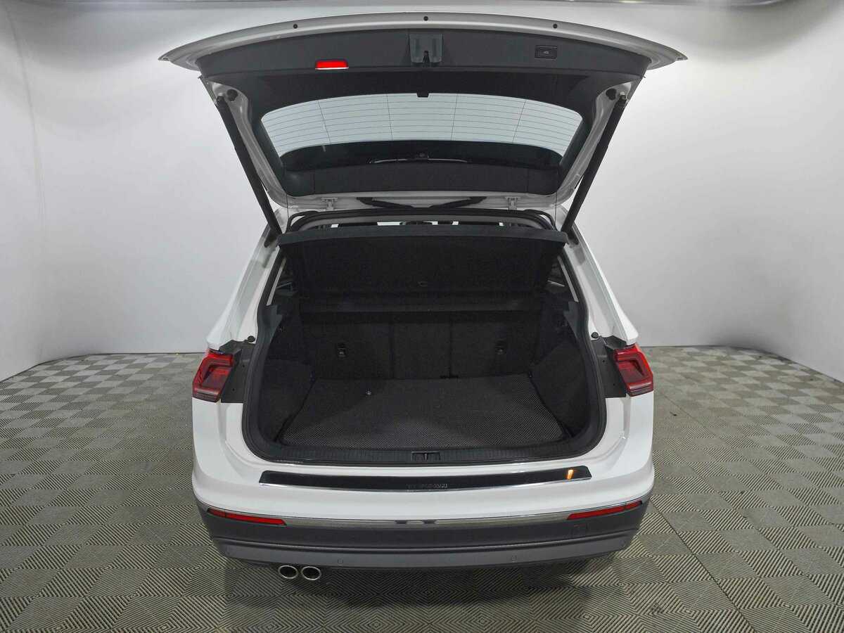 Volkswagen Tiguan 2018 года с пробегом. Фото: #16