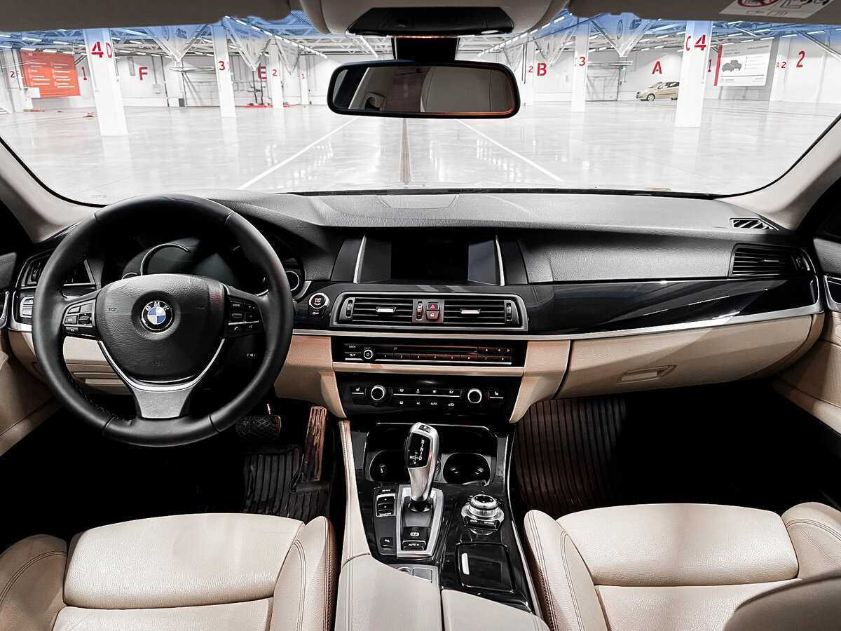 BMW 5 серии 2015 года с пробегом. Фото: #13
