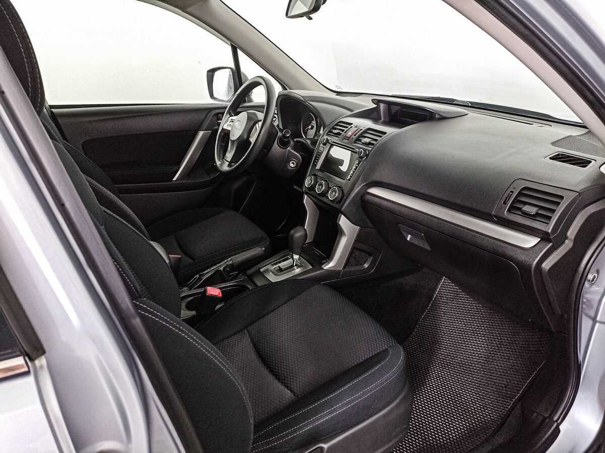 Б/У Субару Форестер 2014 года. Фото: #6