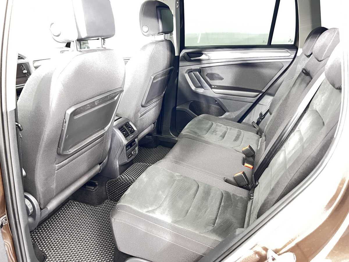 Volkswagen Tiguan 2018 года с пробегом. Фото: #8