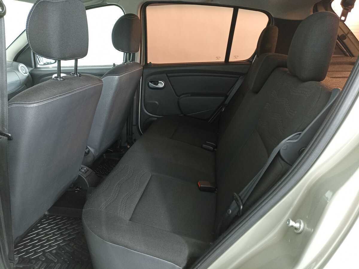 Б/У Рено Сандеро 2014 года. Фото: #11