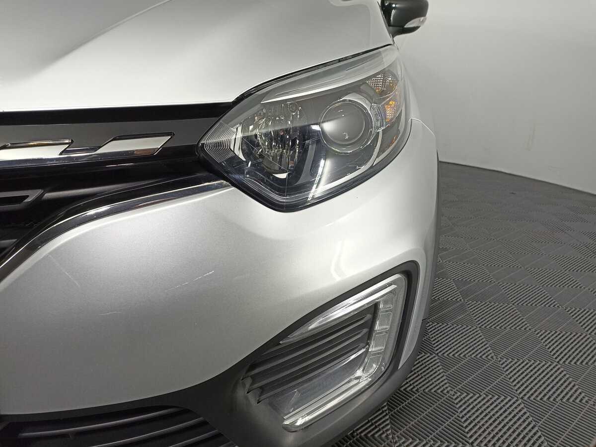 Б/У Рено Каптюр 2021 года. Фото: #16