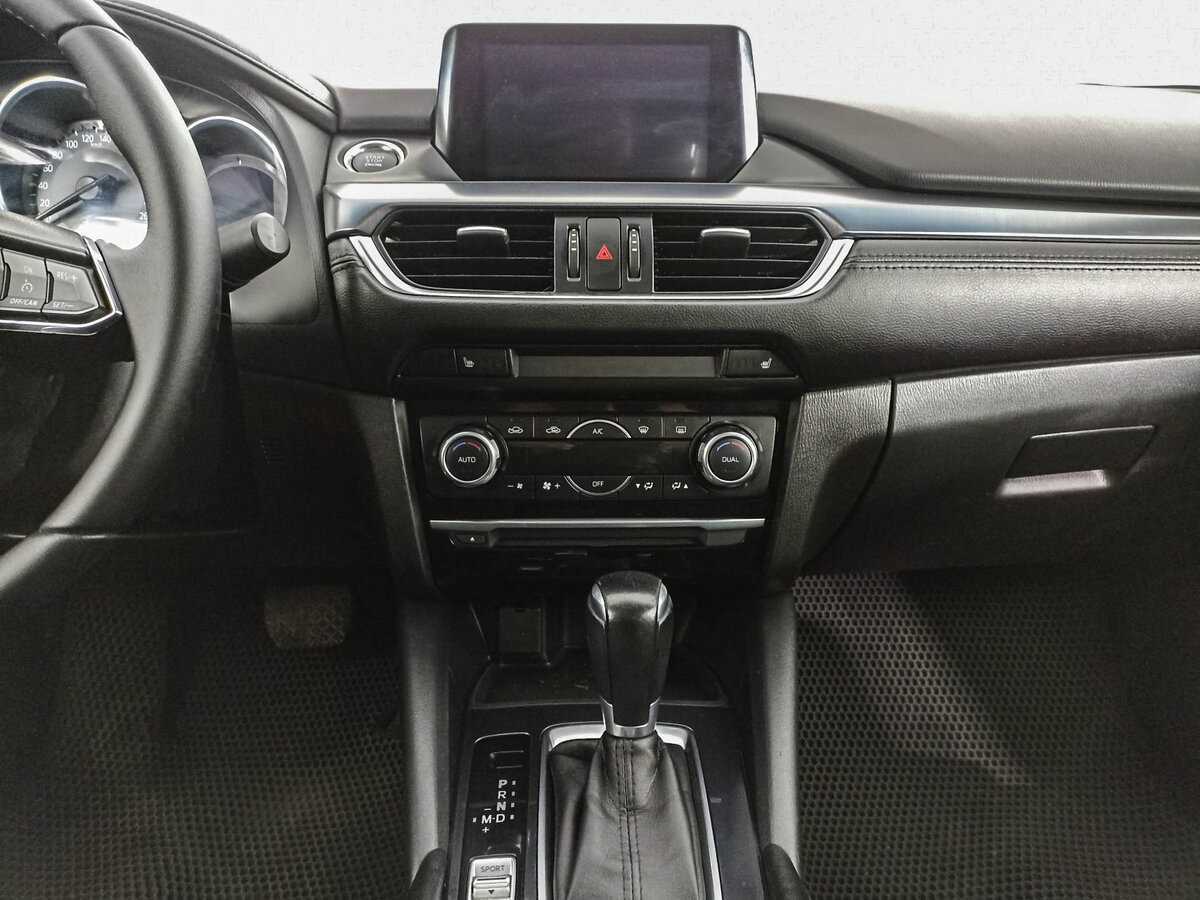 Б/У Мазда 6 2017 года. Фото: #12