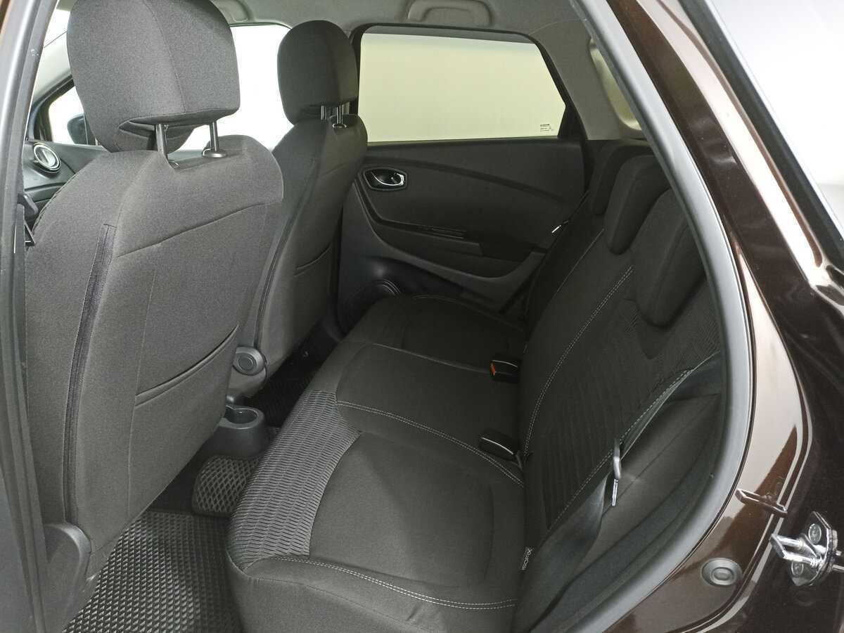 Б/У Рено Каптюр 2018 года. Фото: #11