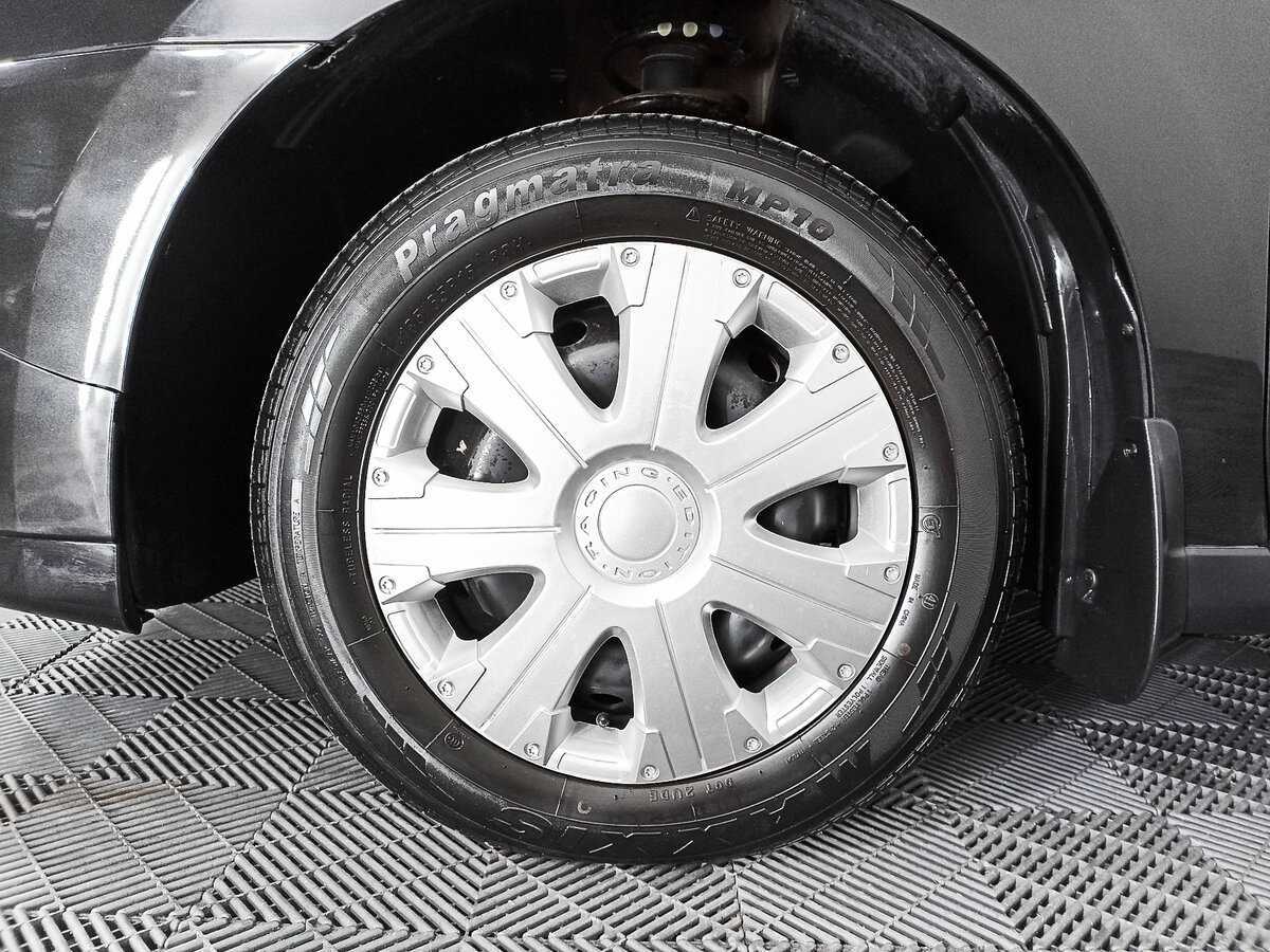 Б/У Ниссан Альмера 2016 года. Фото: #17