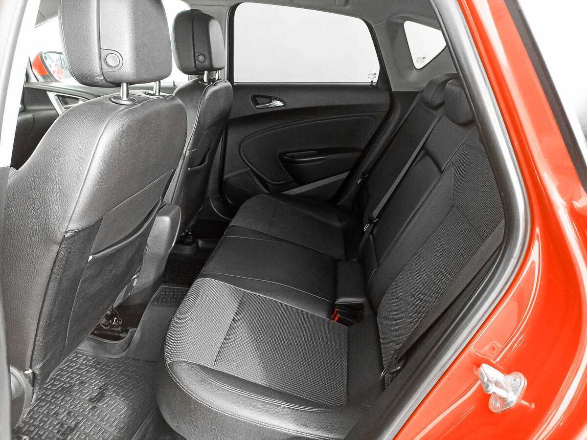 Б/У Опель Астра 2012 года. Фото: #7