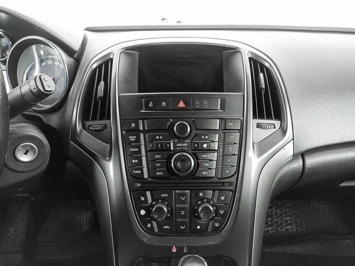 Б/У Опель Астра 2012 года. Фото: #10