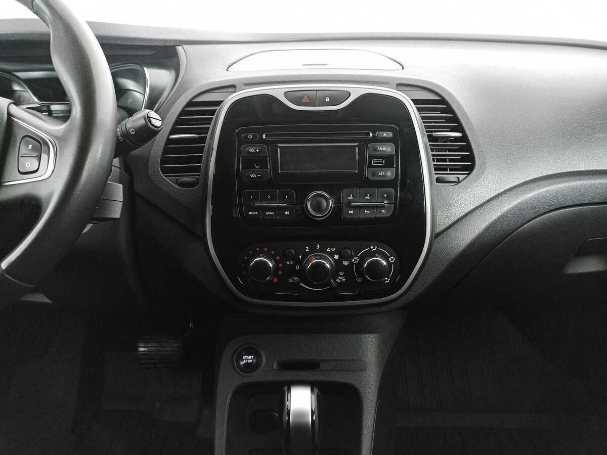 Б/У Рено Каптюр 2017 года. Фото: #11