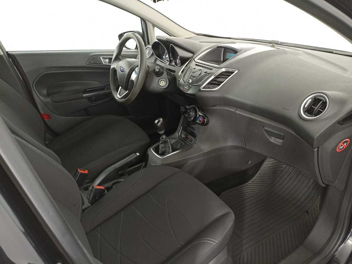 Б/У Форд Фиеста 2015 года. Фото: #10