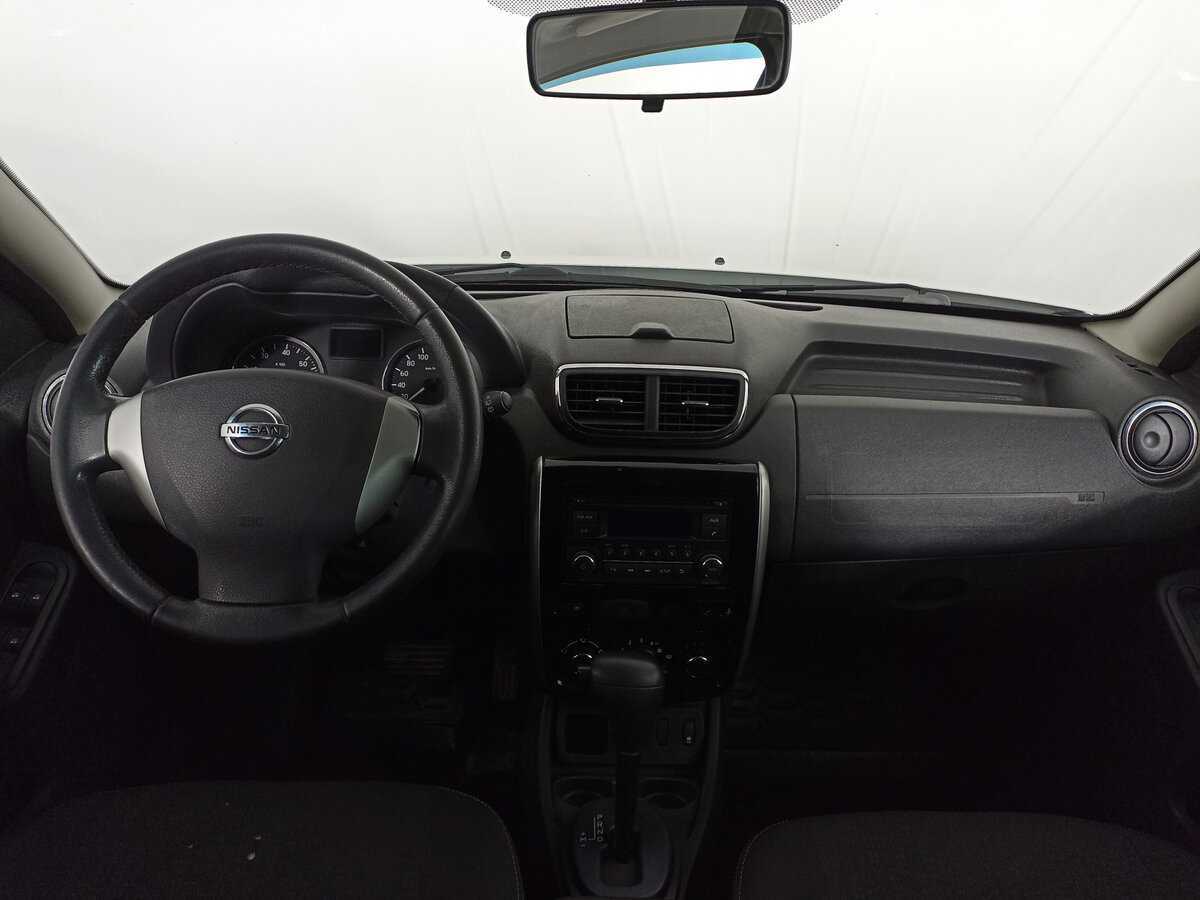 Б/У Ниссан Террано 2015 года. Фото: #11