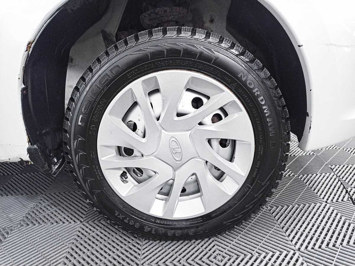 Б/У Лада (ВАЗ) Гранта 2014 года. Фото: #17