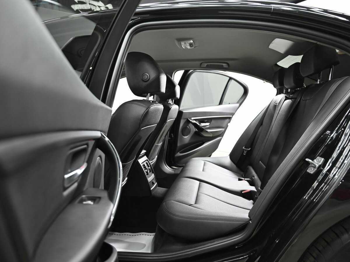BMW 3 серии 2017 года с пробегом. Фото: #13