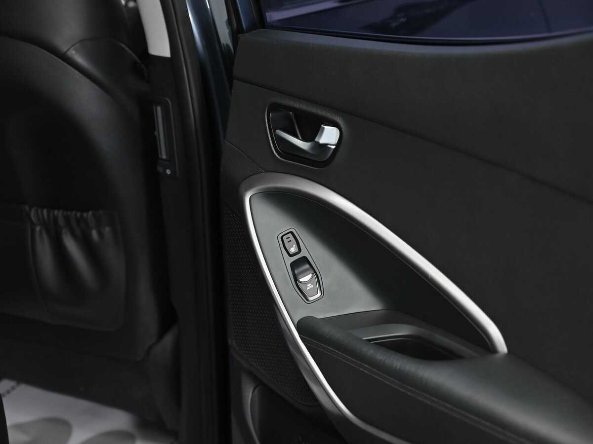 Б/У Хендай Санта Фе 2013 года. Фото: #16