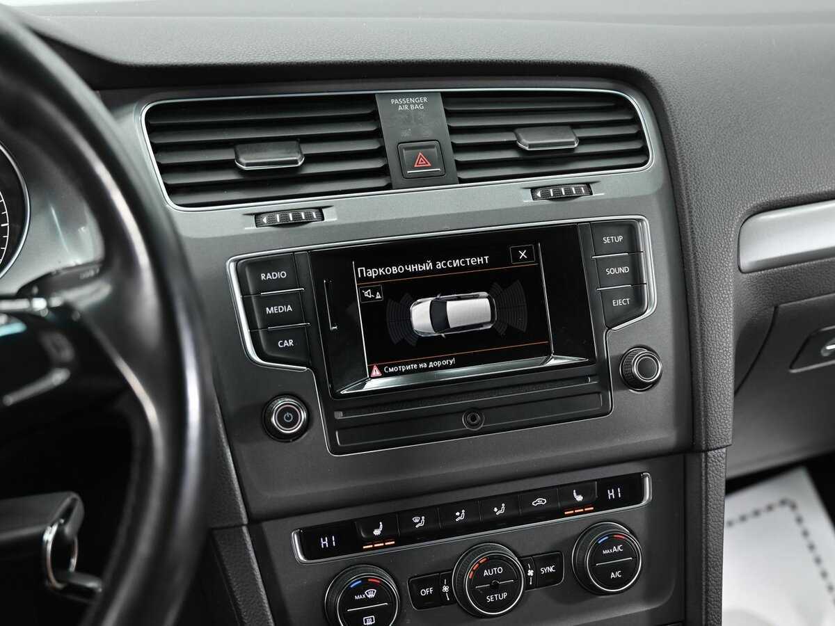 Б/У Фольксваген Гольф 2013 года. Фото: #9