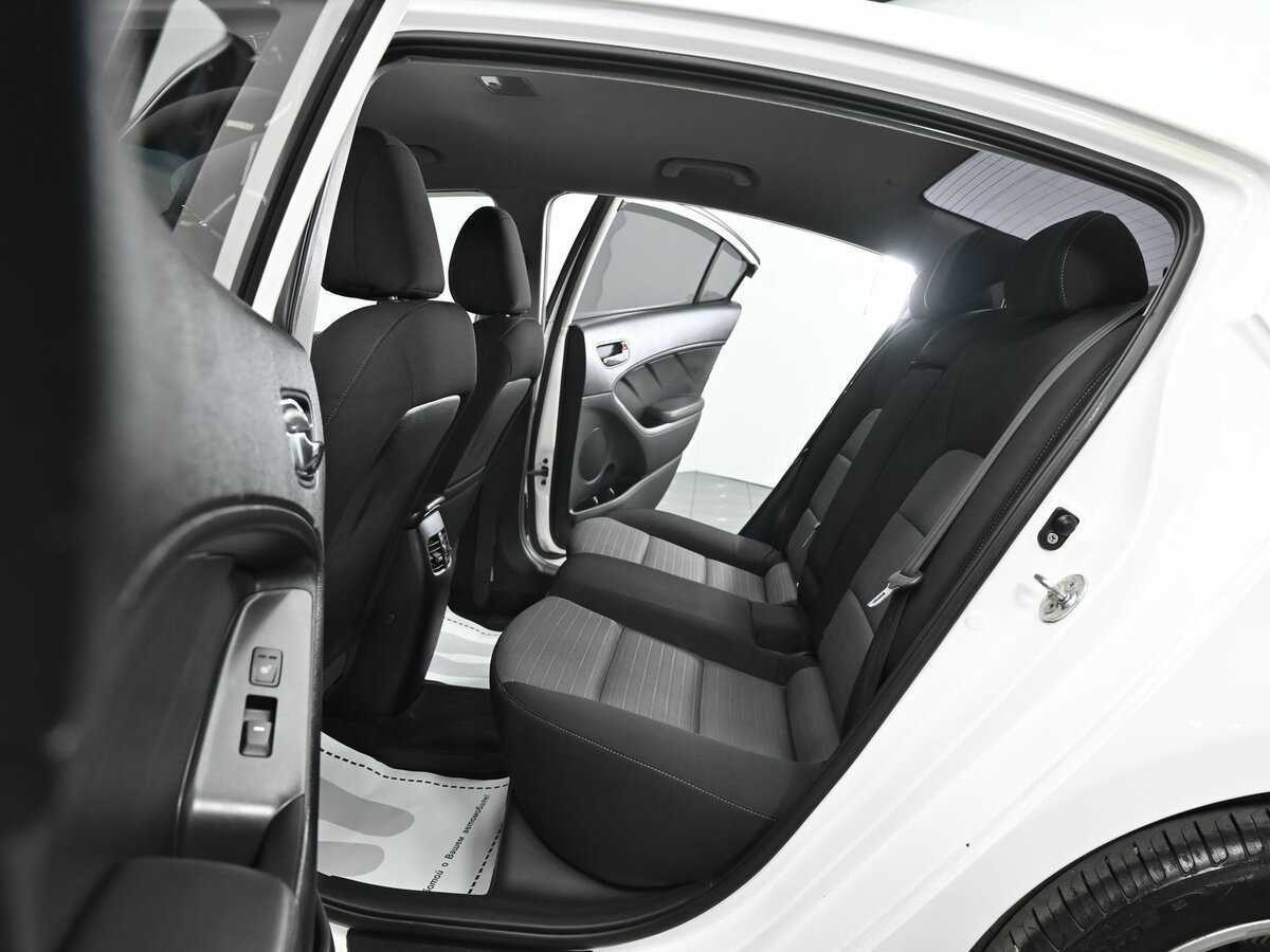 Б/У Киа Церато 2013 года. Фото: #14