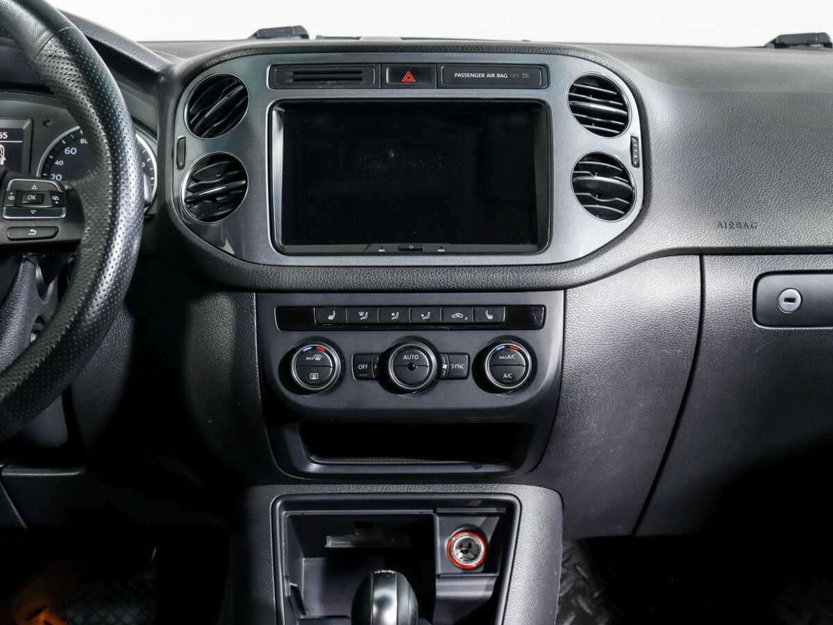 Б/У Фольксваген Тигуан 2015 года. Фото: #12