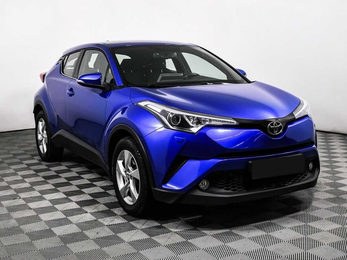Toyota C-HR 2018 года с пробегом. Фото: #2