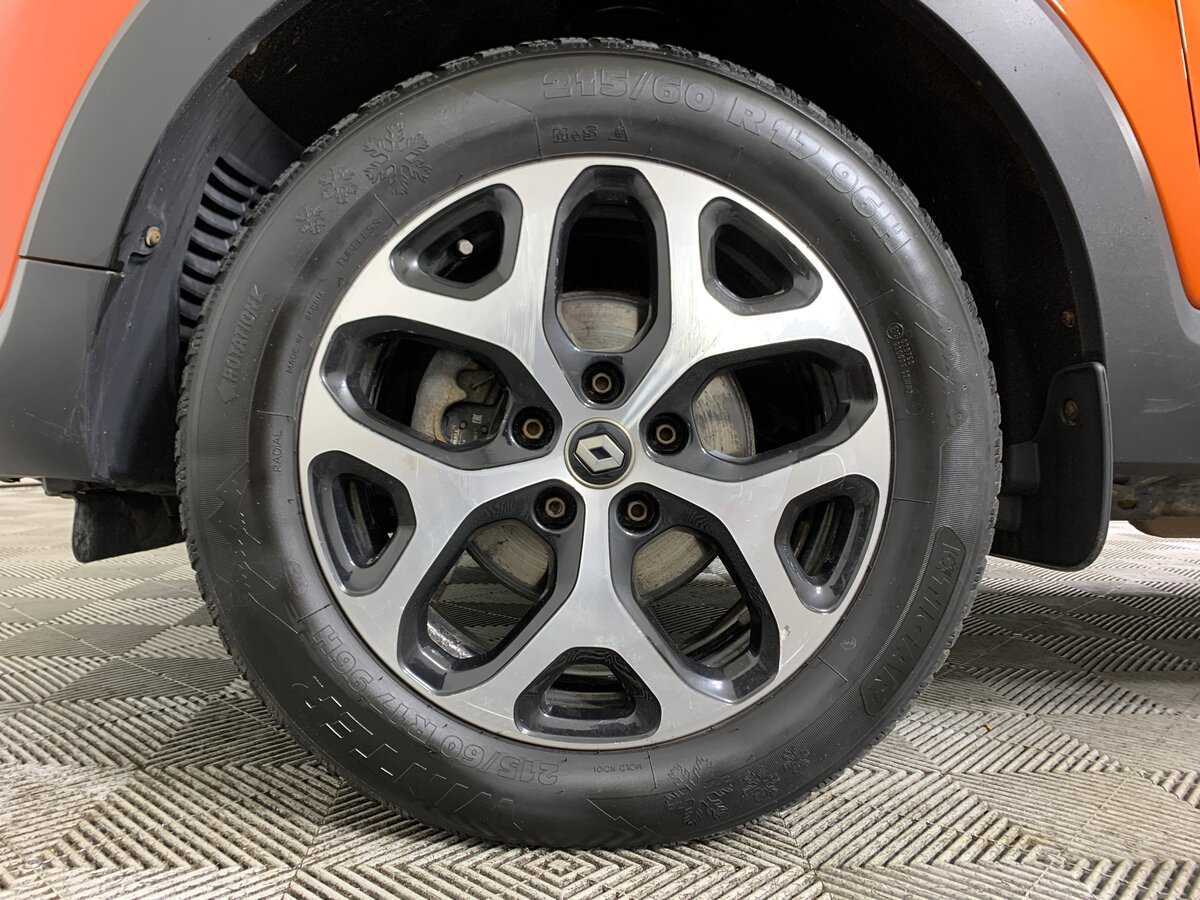 Б/У Рено Каптюр 2018 года. Фото: #8