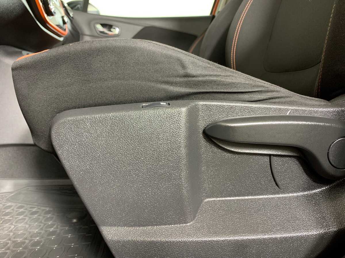 Б/У Рено Каптюр 2018 года. Фото: #16