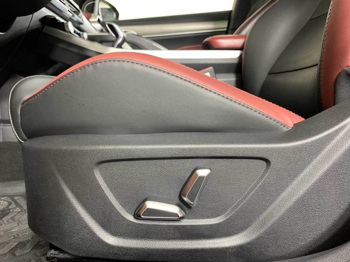 Б/У Джили Кулрэй 2020 года. Фото: #16