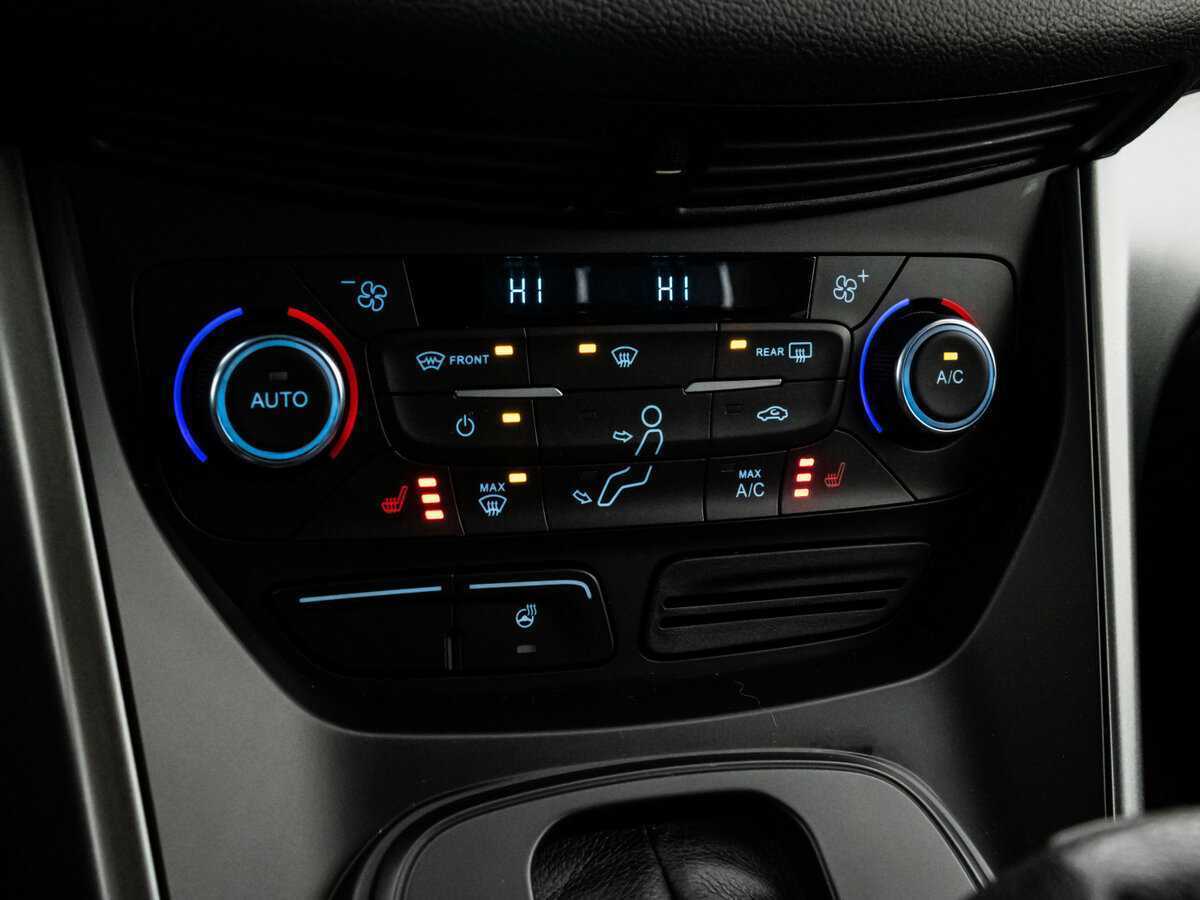 Б/У Форд Куга 2017 года. Фото: #9