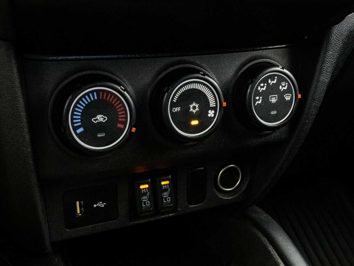 Б/У Митсубиши АС-Икс 2018 года. Фото: #12