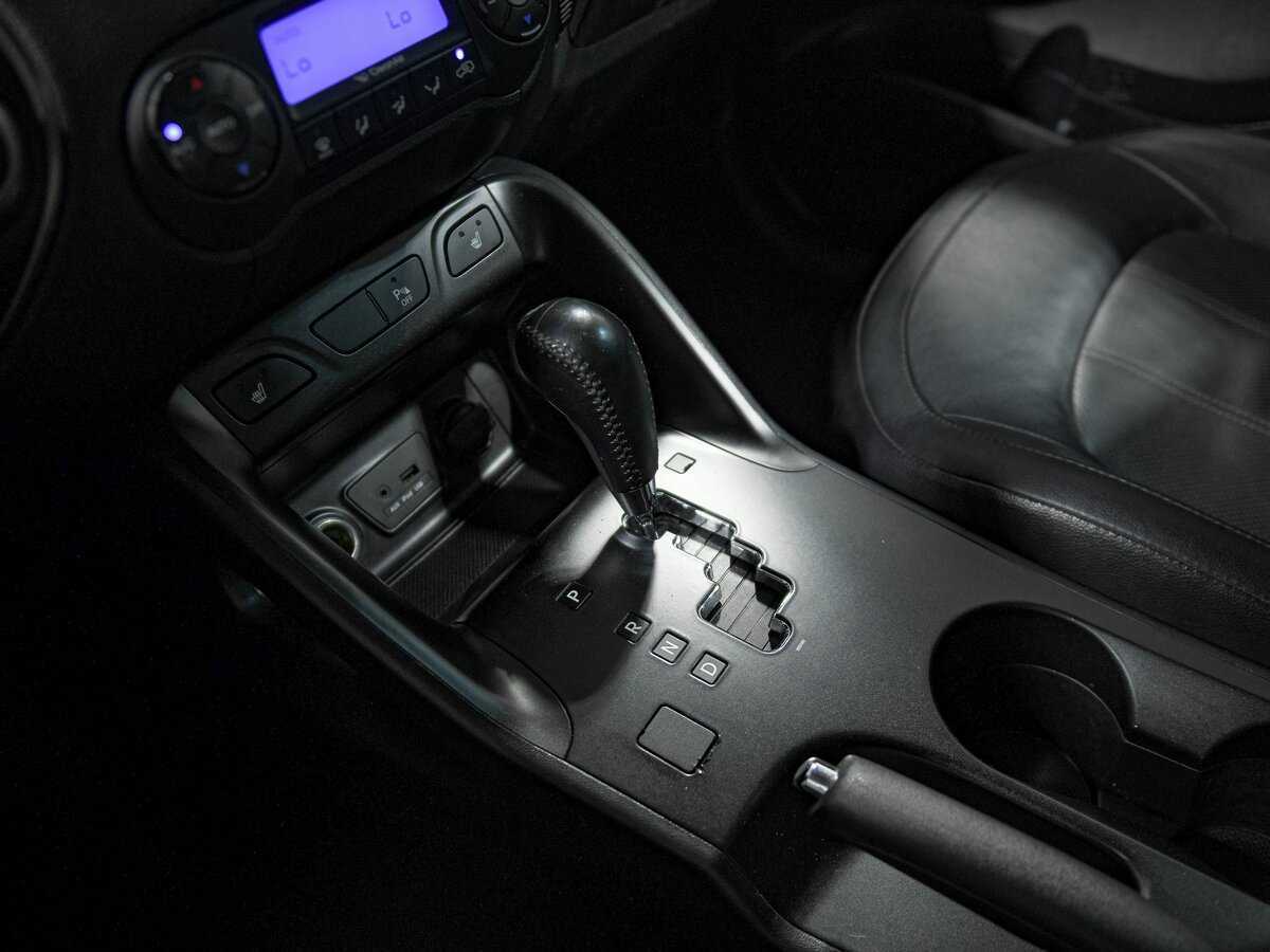 Б/У Хендай ай-икс35 2014 года. Фото: #11