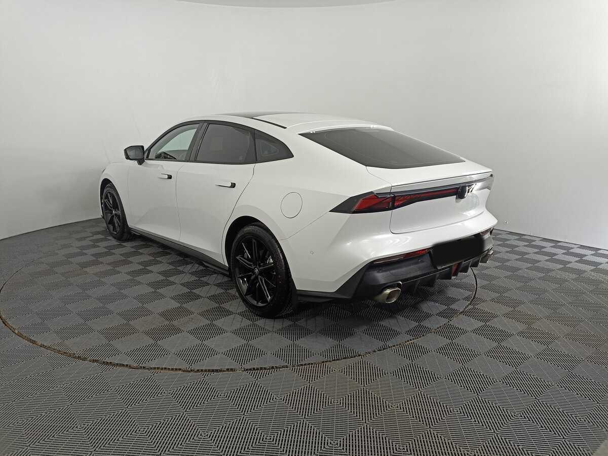 Changan UNI-V 2023 года с пробегом. Фото: #6