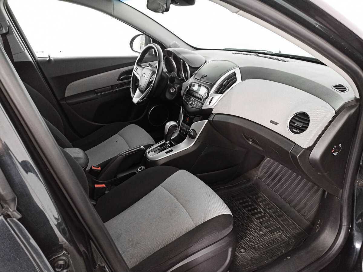 Б/У Шевроле Круз 2014 года. Фото: #8