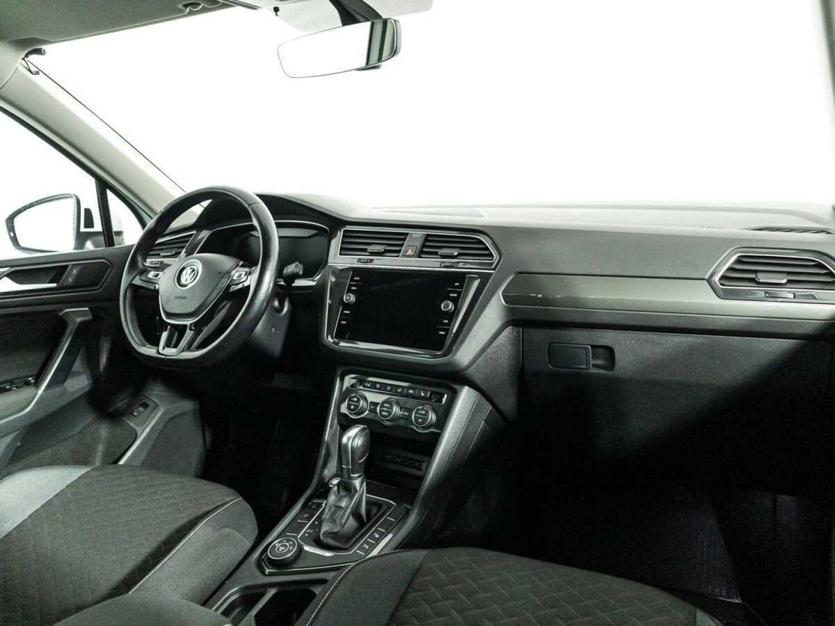 Volkswagen Tiguan 2018 года с пробегом. Фото: #8