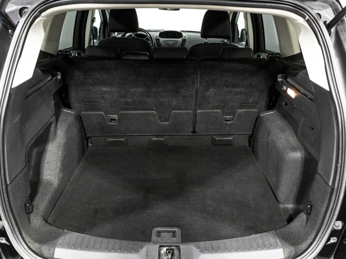 Б/У Форд Куга 2015 года. Фото: #14