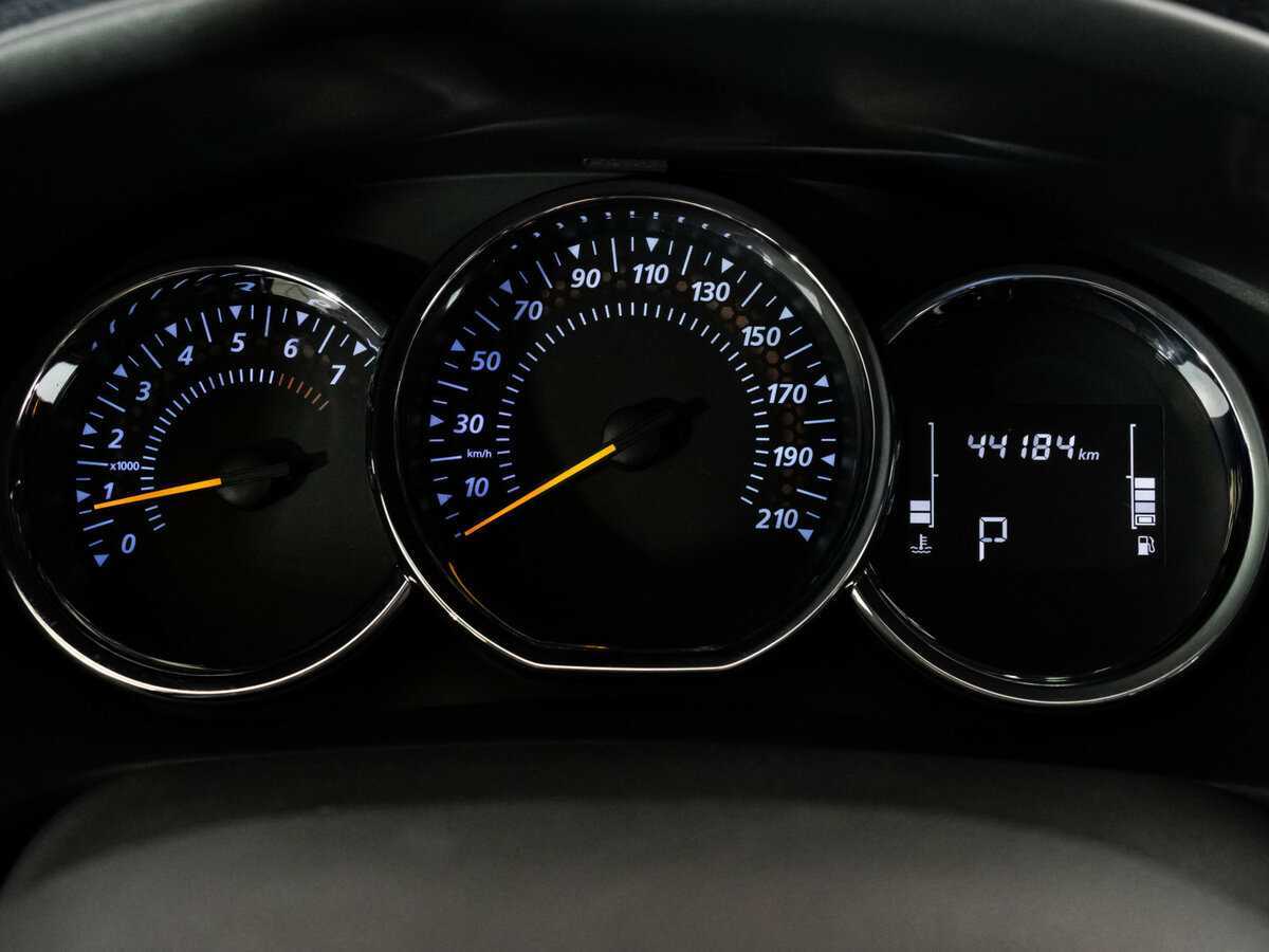 Б/У Рено Сандеро 2021 года. Фото: #13