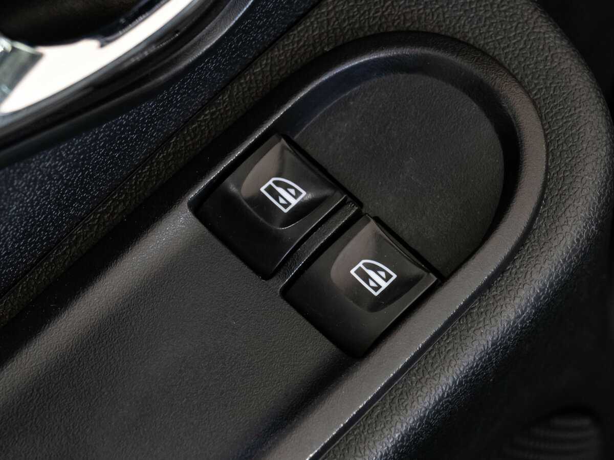 Б/У Ниссан Террано 2018 года. Фото: #14