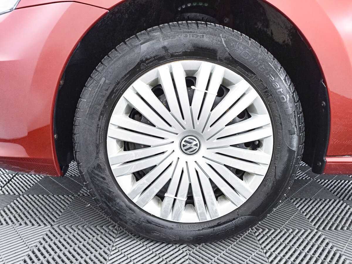 Б/У Фольксваген Поло 2016 года. Фото: #17