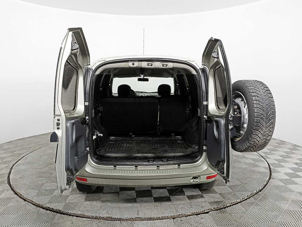 Б/У Лада (ВАЗ) Ларгус 2021 года. Фото: #9